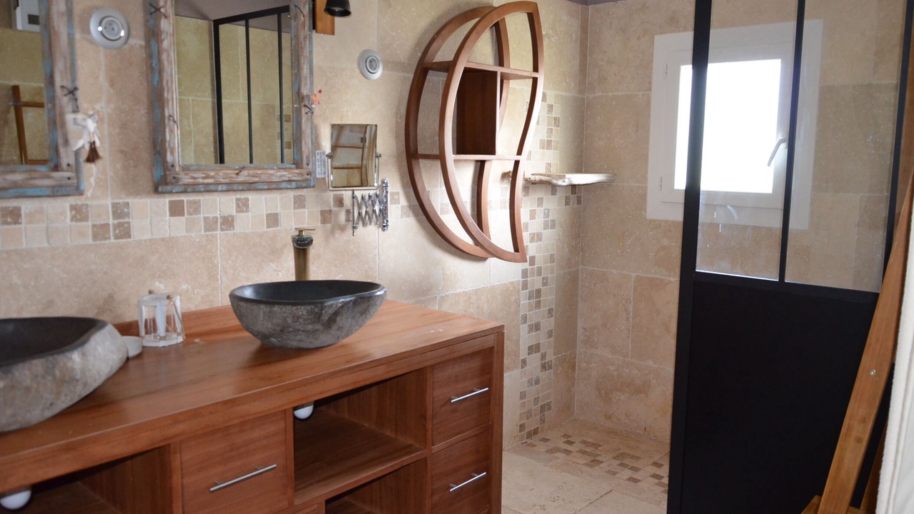Photo of Bathroom in Guzargues