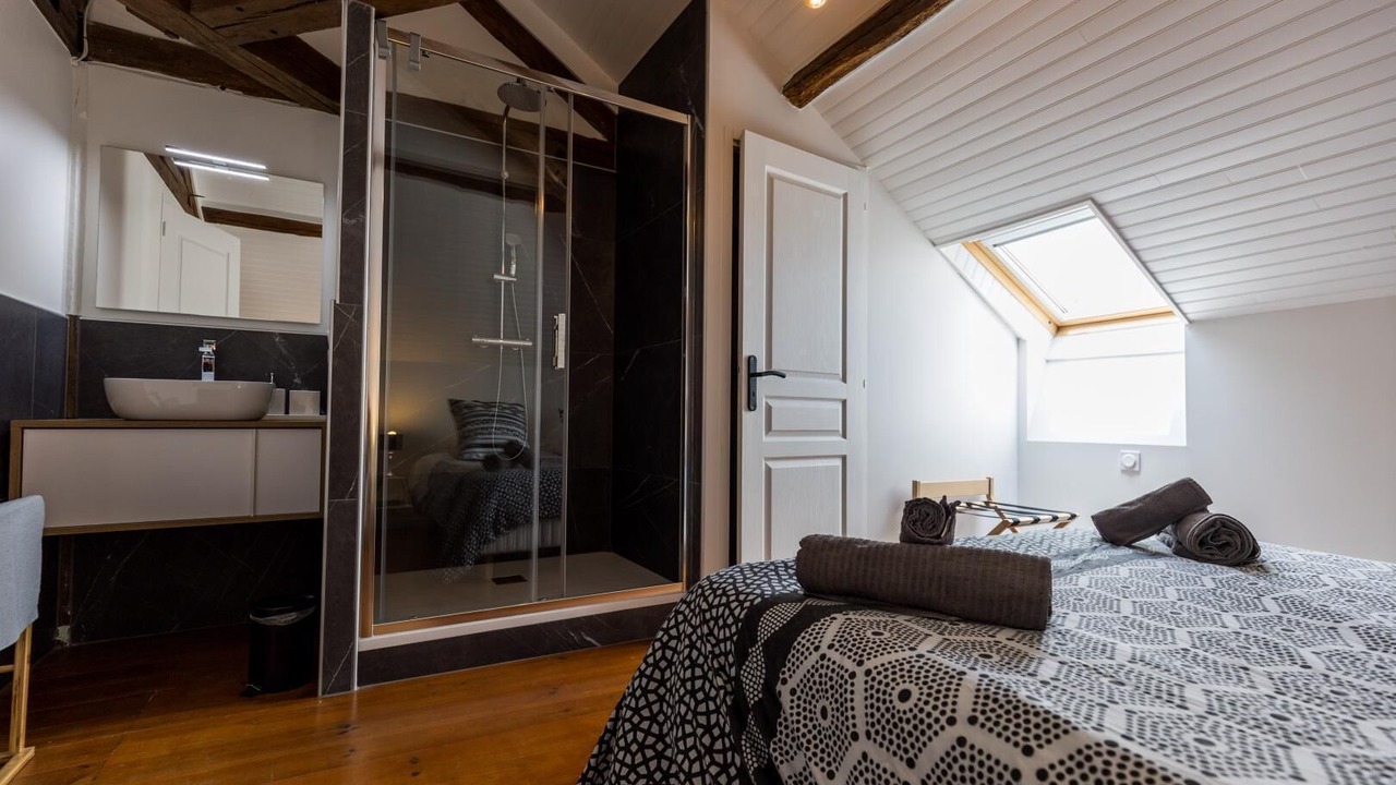 Photo of Bedroom in Saint-Lon-les-Mines