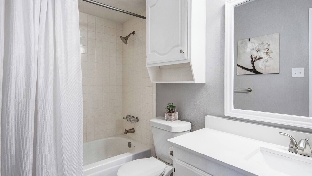 Photo of Bathroom in Northeast Carrollton