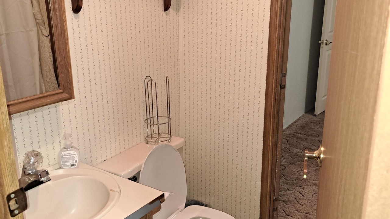 Photo of Bathroom in Seligman