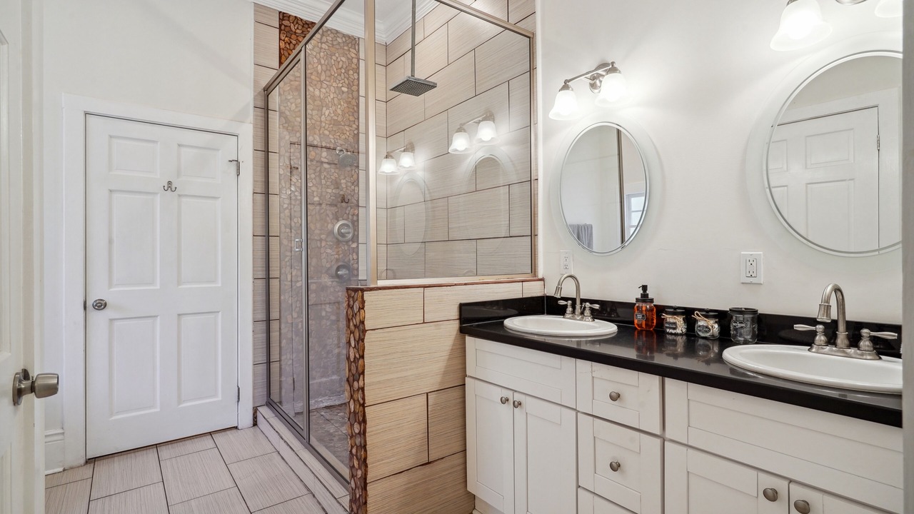 Photo of Bathroom in Faubourg Livaudais