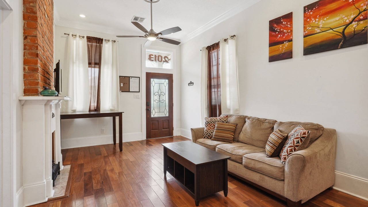 Photo of Livingroom in Faubourg Livaudais