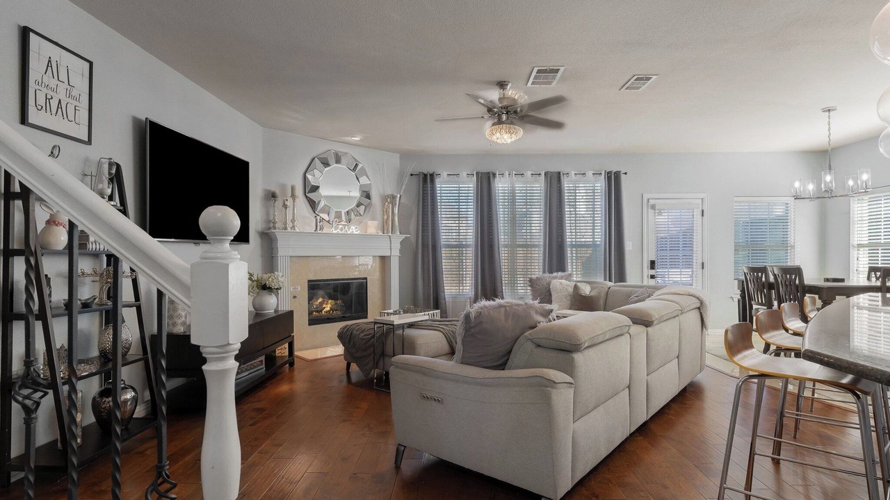 Photo of Livingroom in Frisco