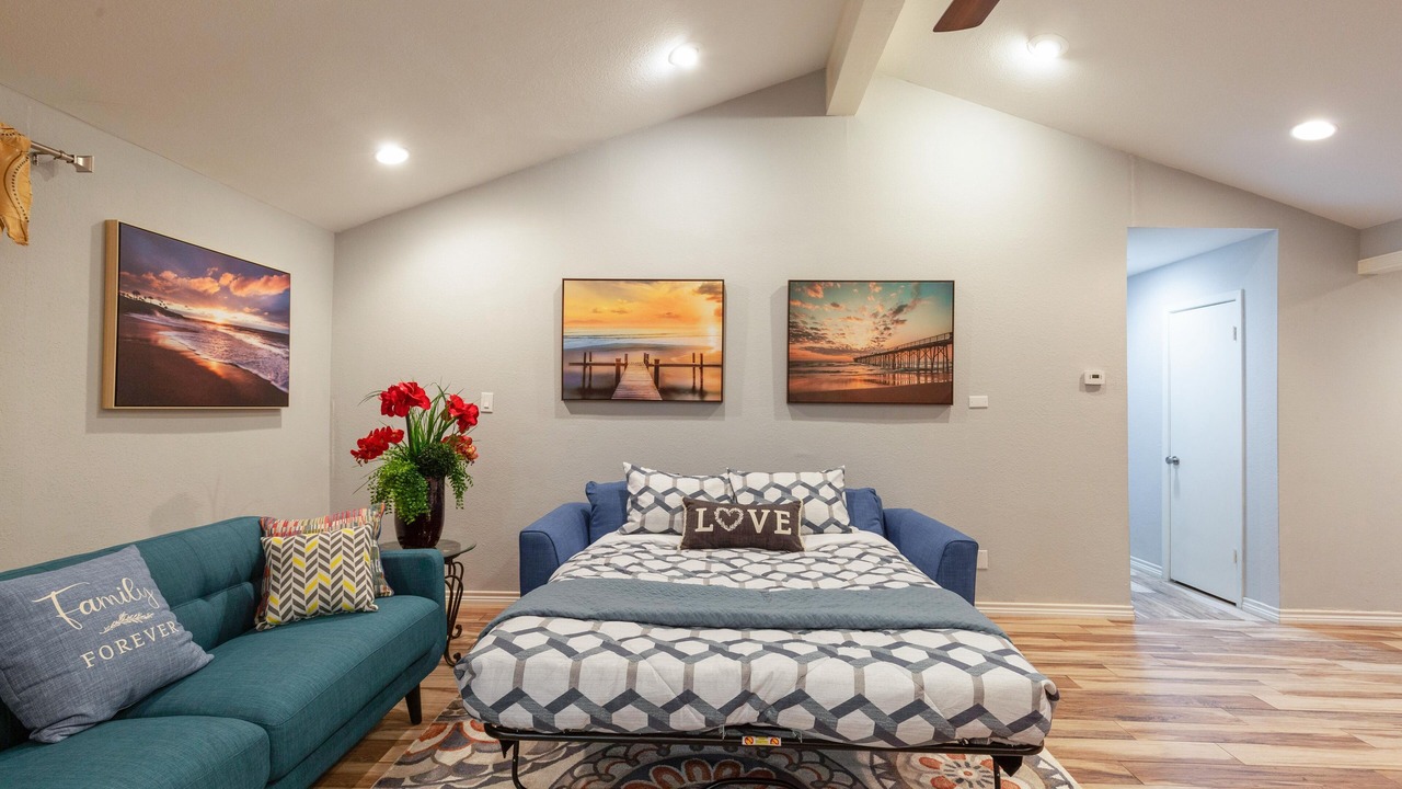 Photo of Bedroom in Anderson Mill
