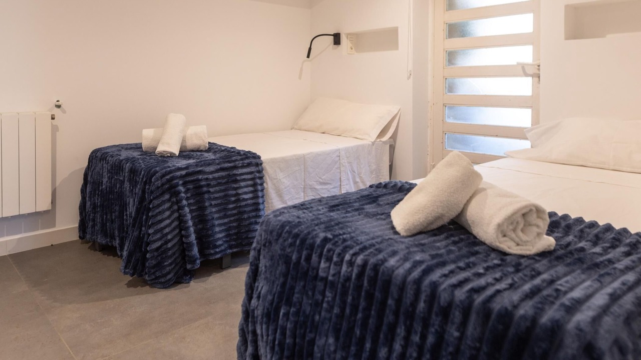 Photo of Bedroom in El Roc de Sant Gaieta