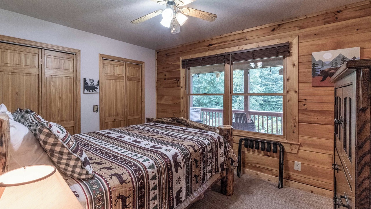 Photo of Bedroom in Qualla