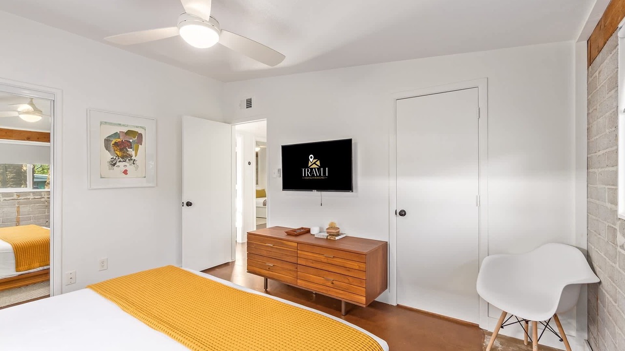 Photo of Bedroom in Camelback East