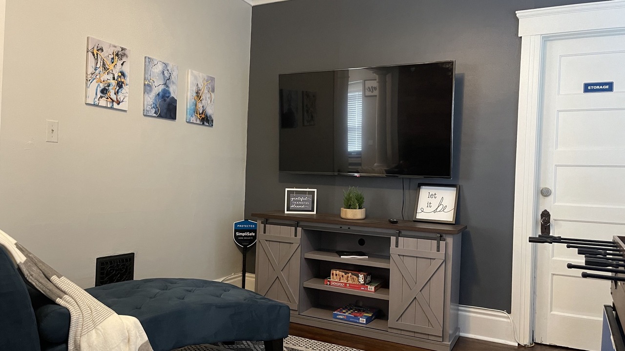 Photo of Livingroom in Strathmore
