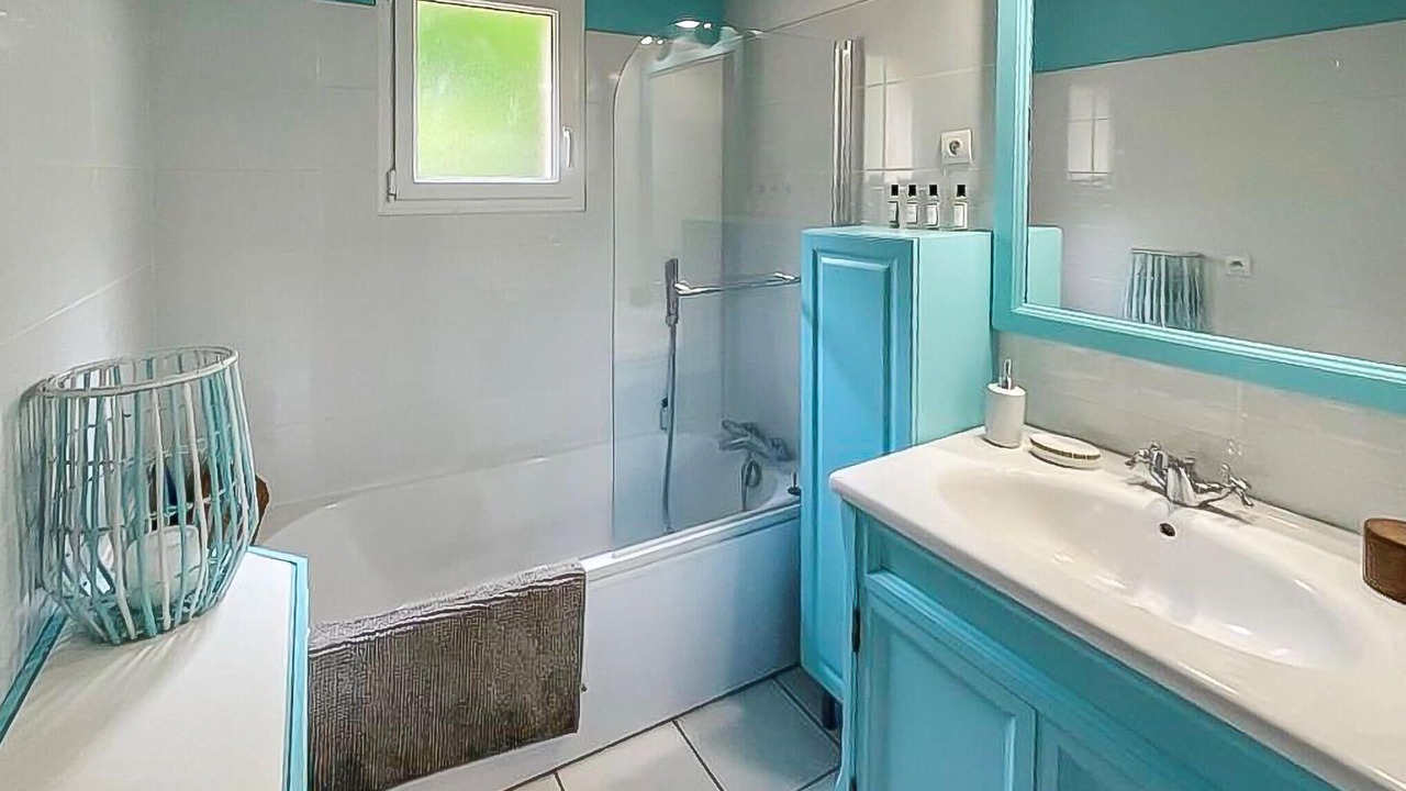 Photo of Bathroom in Beraut