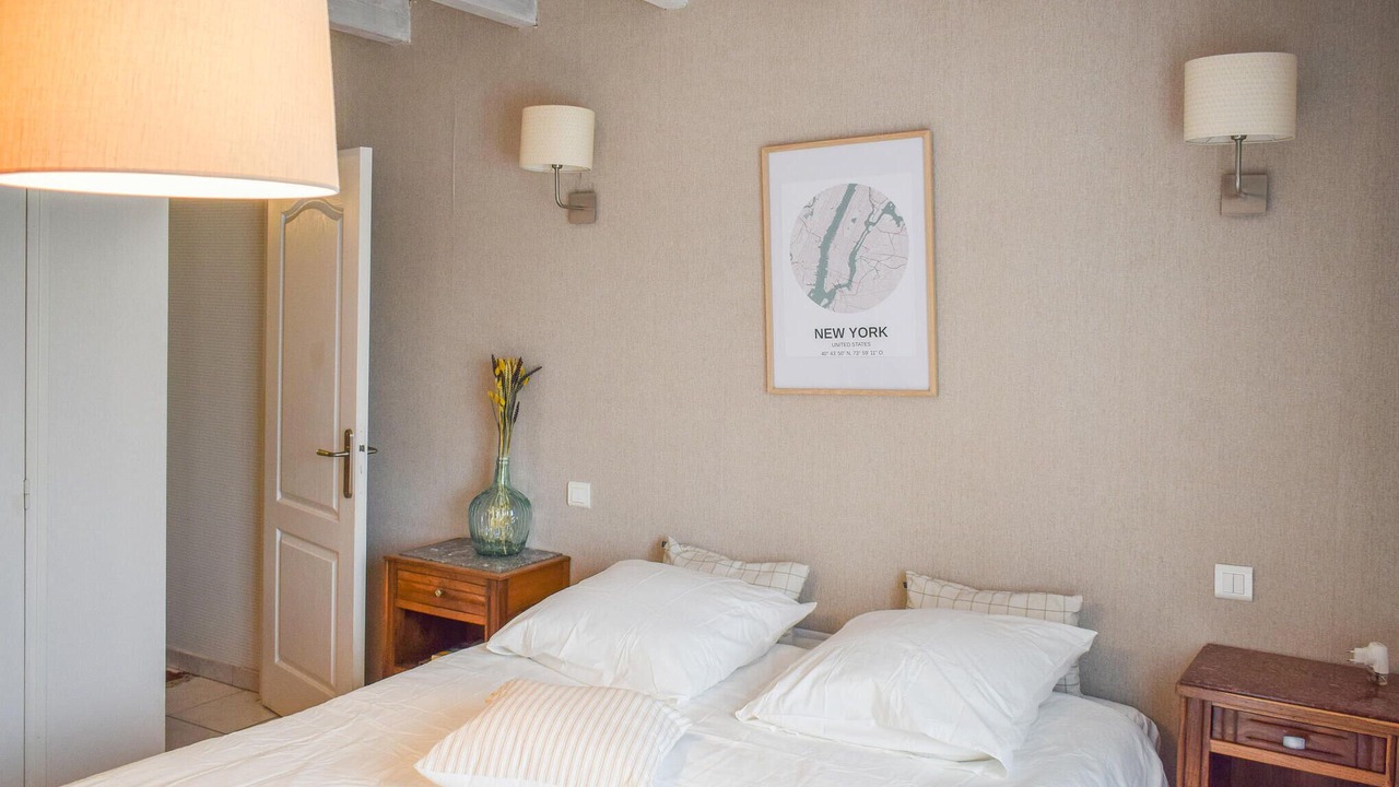 Photo of Others in Beraut