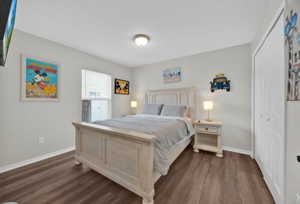 Photo of Others in Woodridge