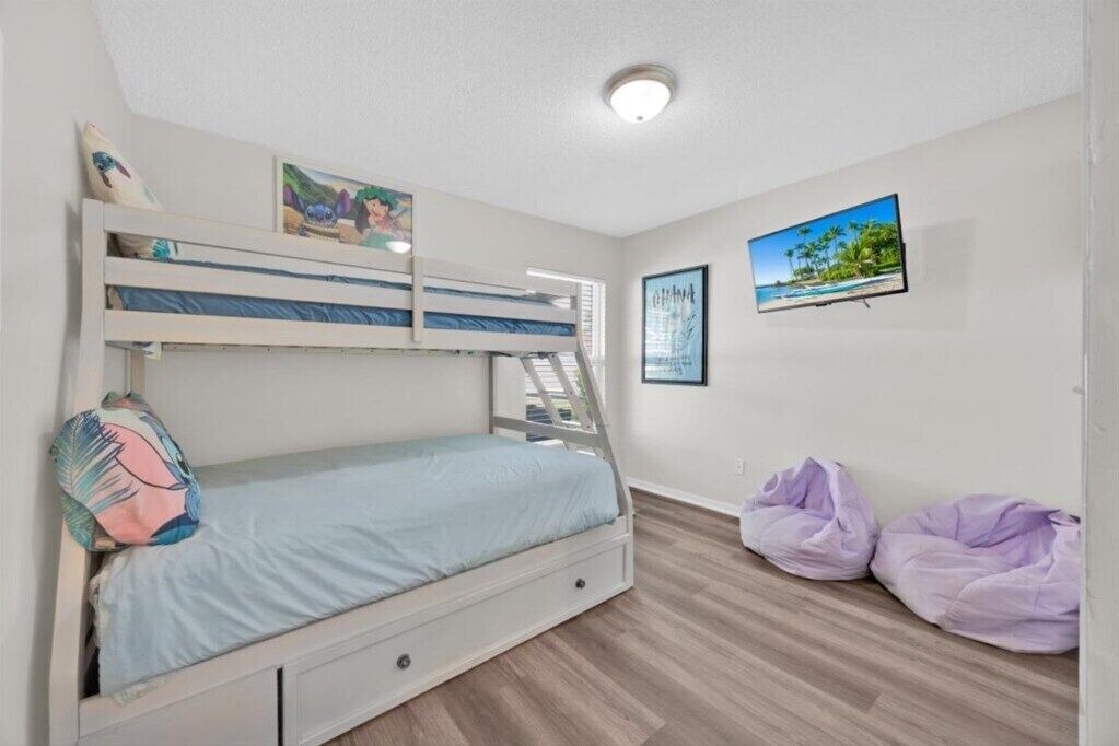 Photo of Others in Woodridge