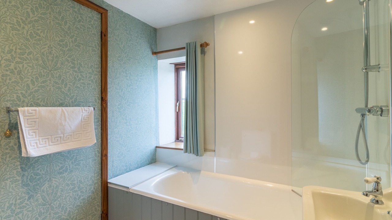 Photo of Bathroom in Grimstone