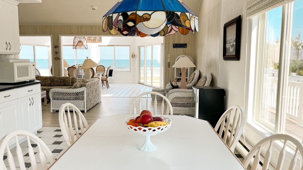 Photo of Others in Loveladies