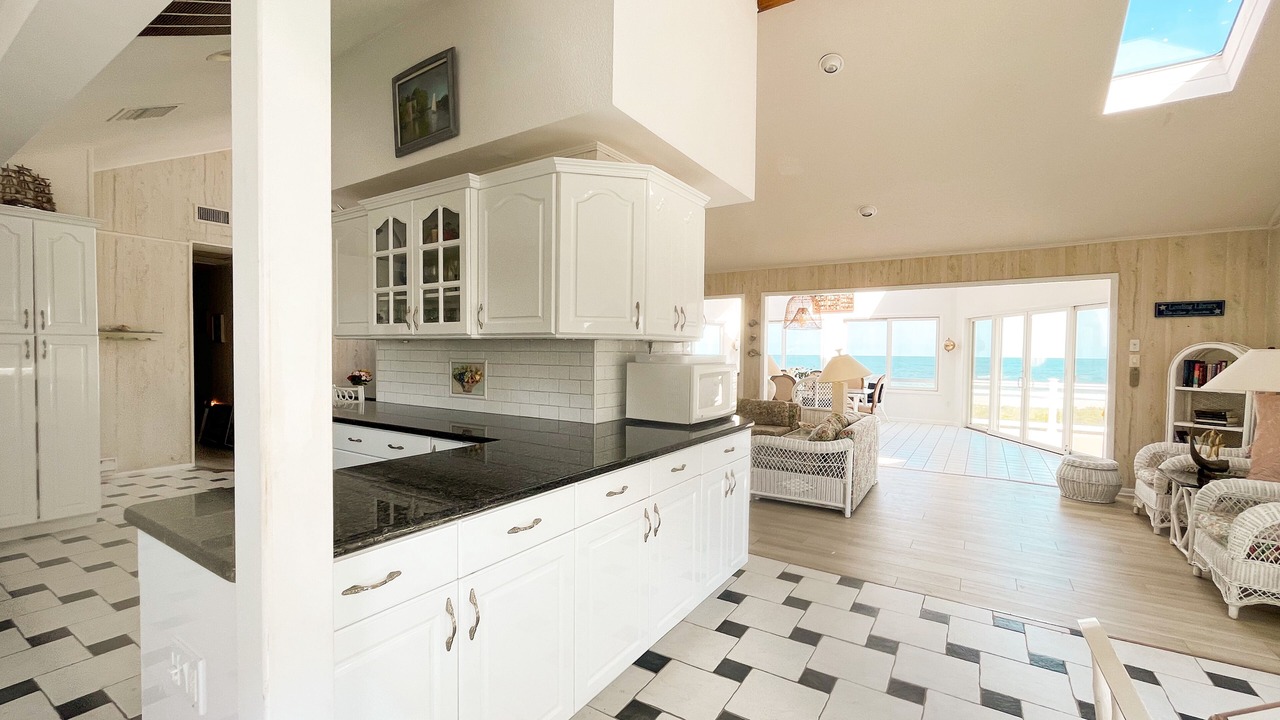 Photo of Others in Loveladies