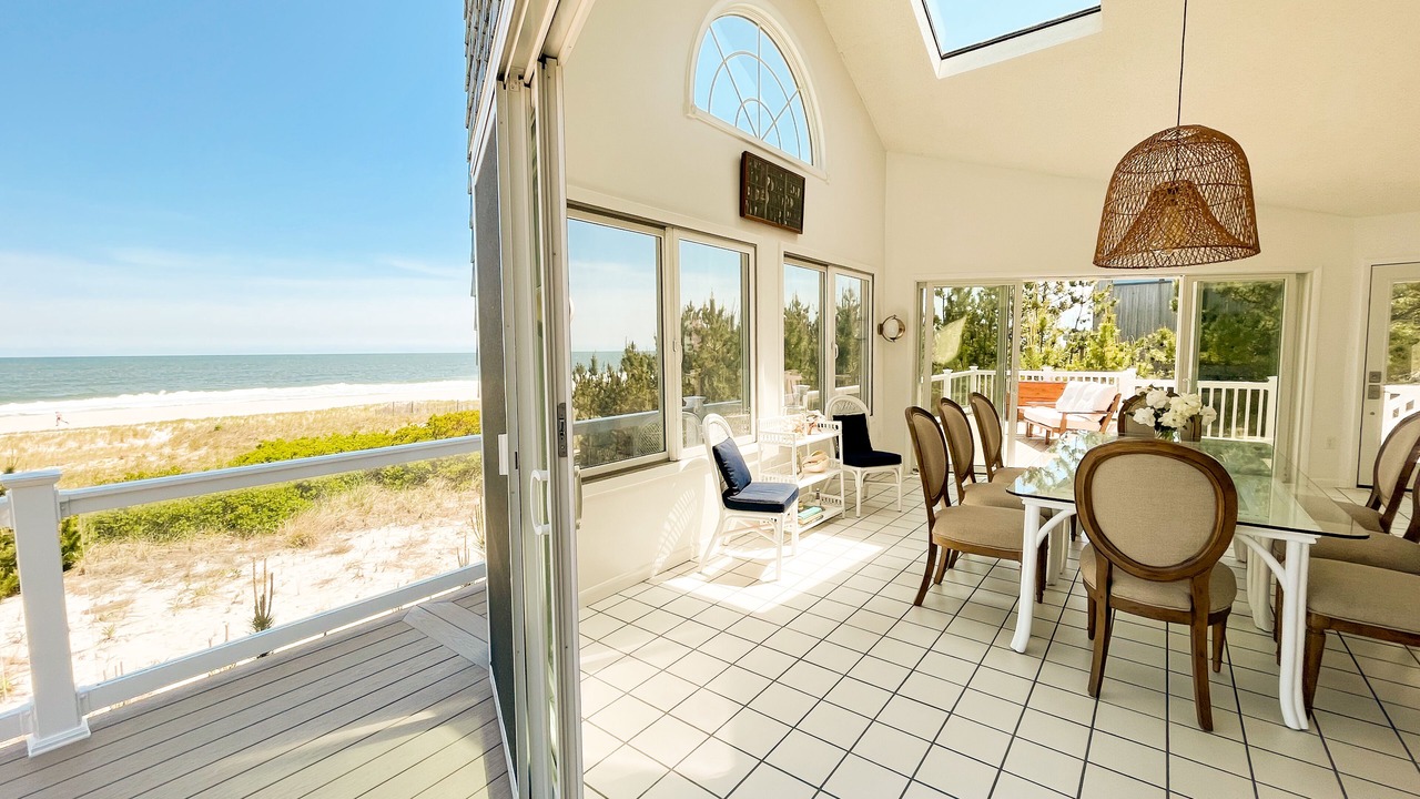 Photo of Others in Loveladies