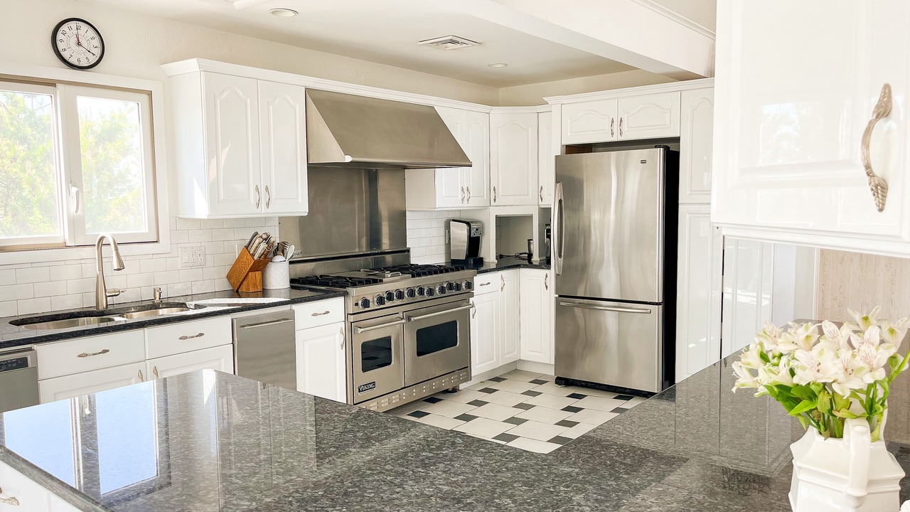 Photo of Kitchen in Loveladies