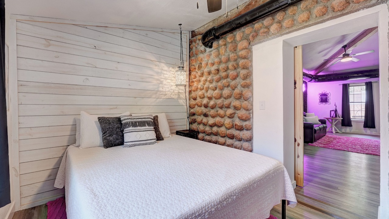 Photo of Bedroom in Medicine Park