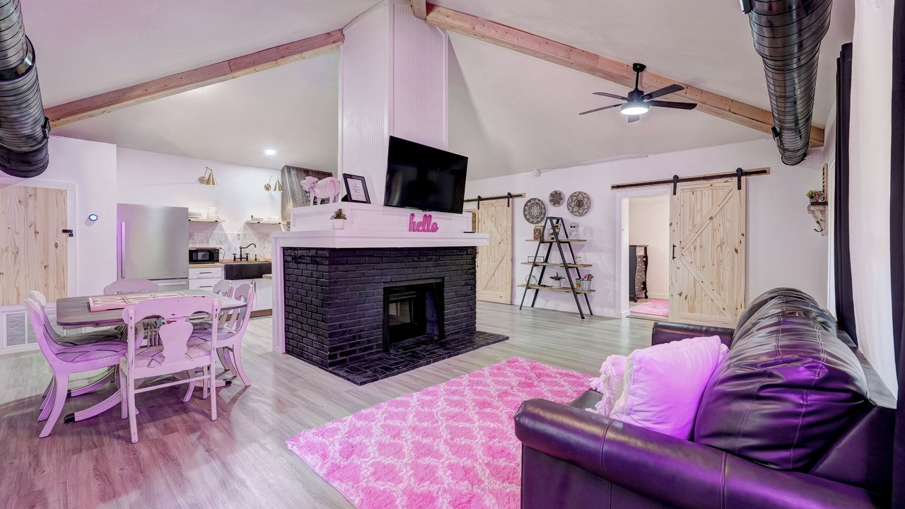 Photo of Livingroom in Medicine Park