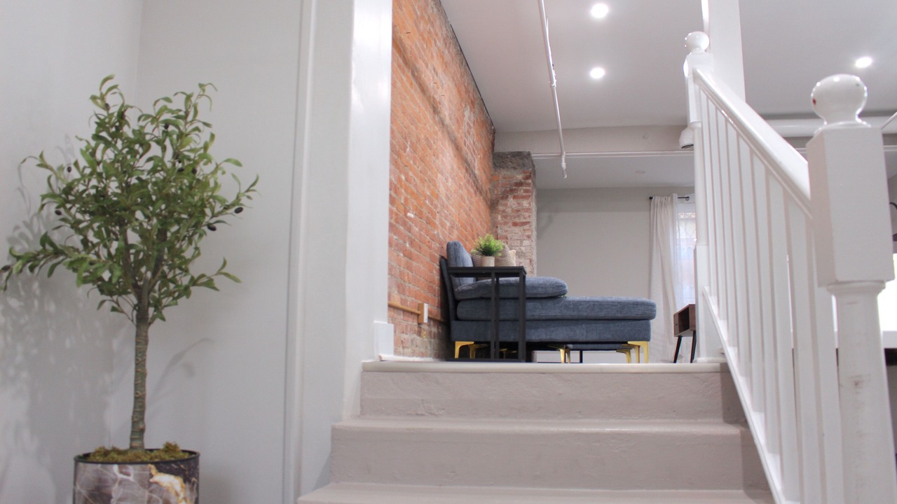 Photo of Others in Albany