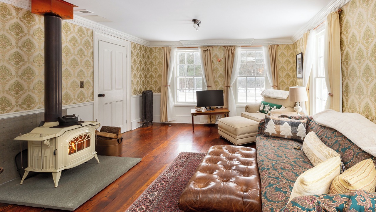 Photo of Livingroom in Claryville