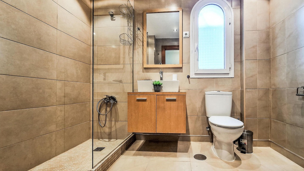 Photo of Bathroom in Jeronimo y Avileses y Balsicas de Arriba