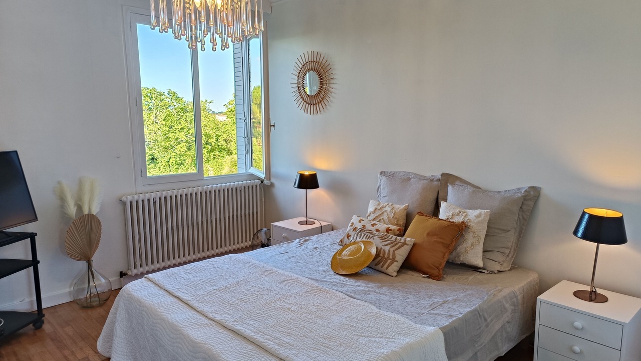 Photo of Bedroom in Saint-Desirat