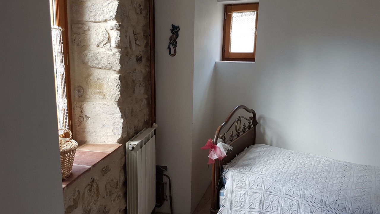 Photo of Bedroom in Saint-Sauveur-de-Cruzieres