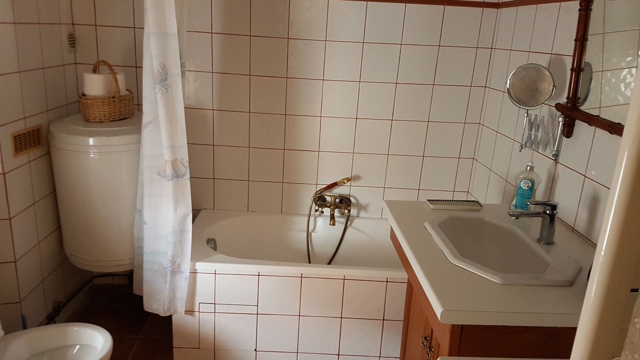 Photo of Bathroom in Saint-Sauveur-de-Cruzieres