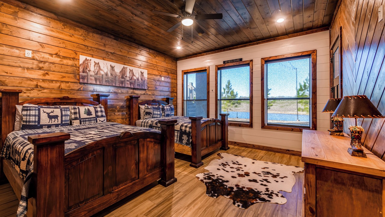 Photo of Bedroom in Broken Bow