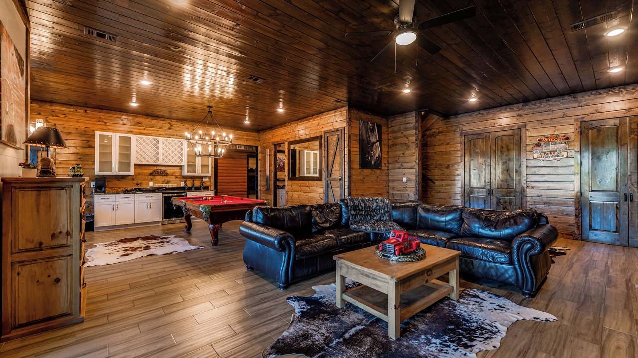 Photo of Bedroom in Broken Bow