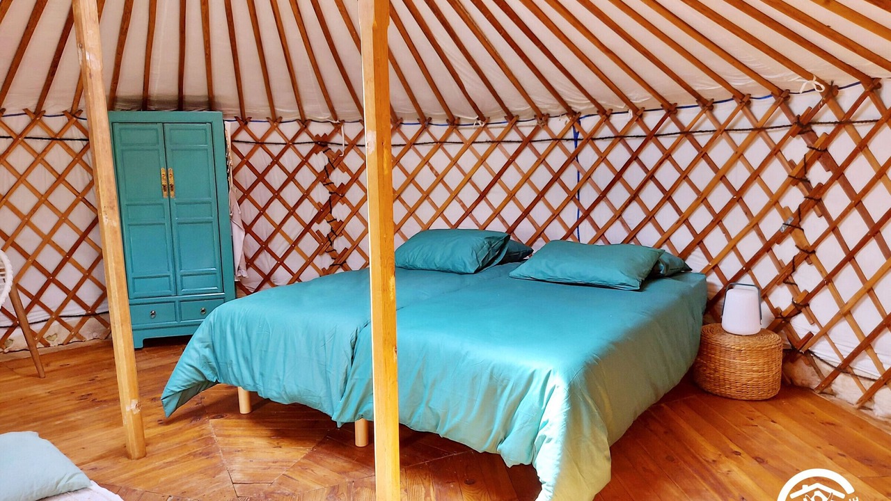 Photo of Bedroom in Montenay