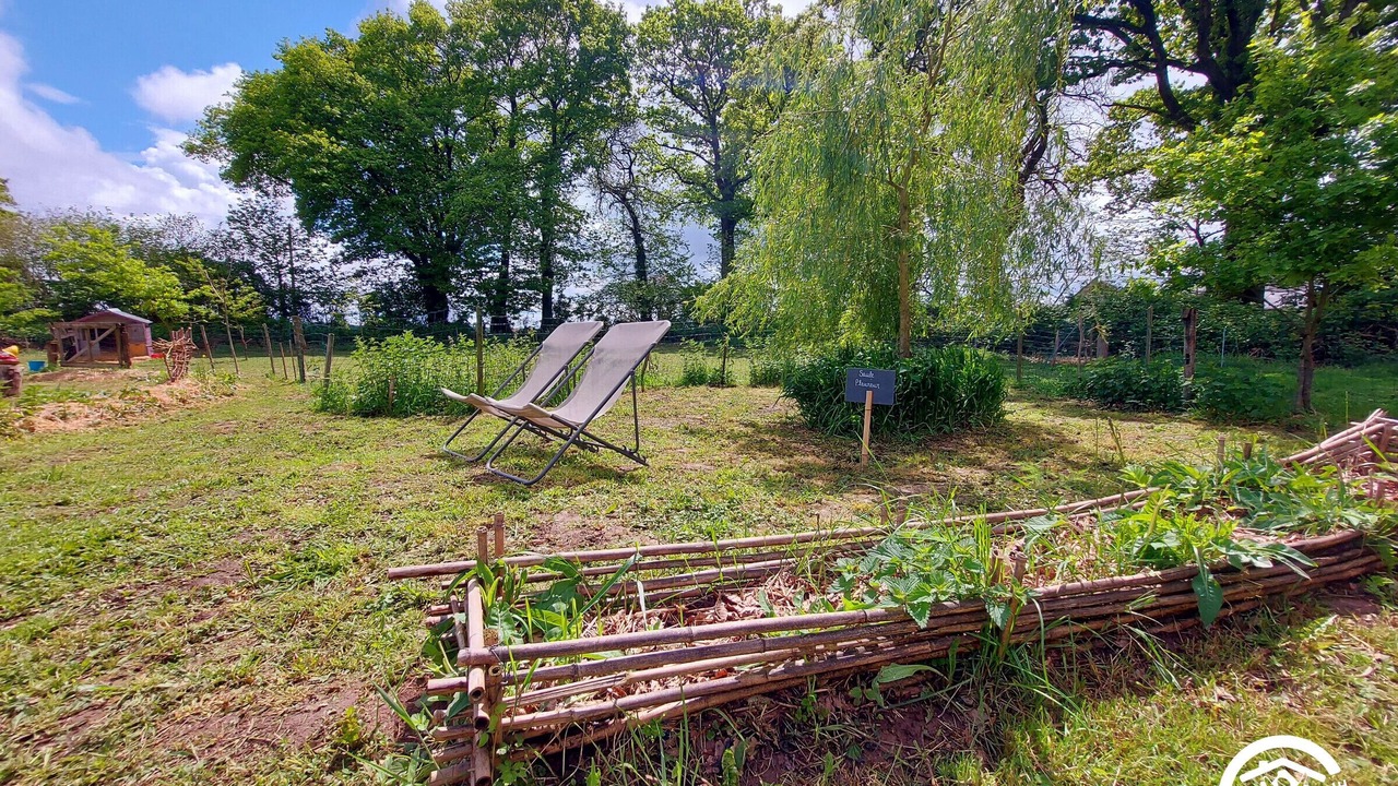 Photo of Outdoor in Montenay