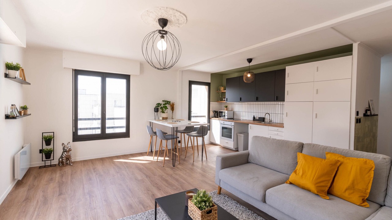 Photo of Livingroom in Cergy