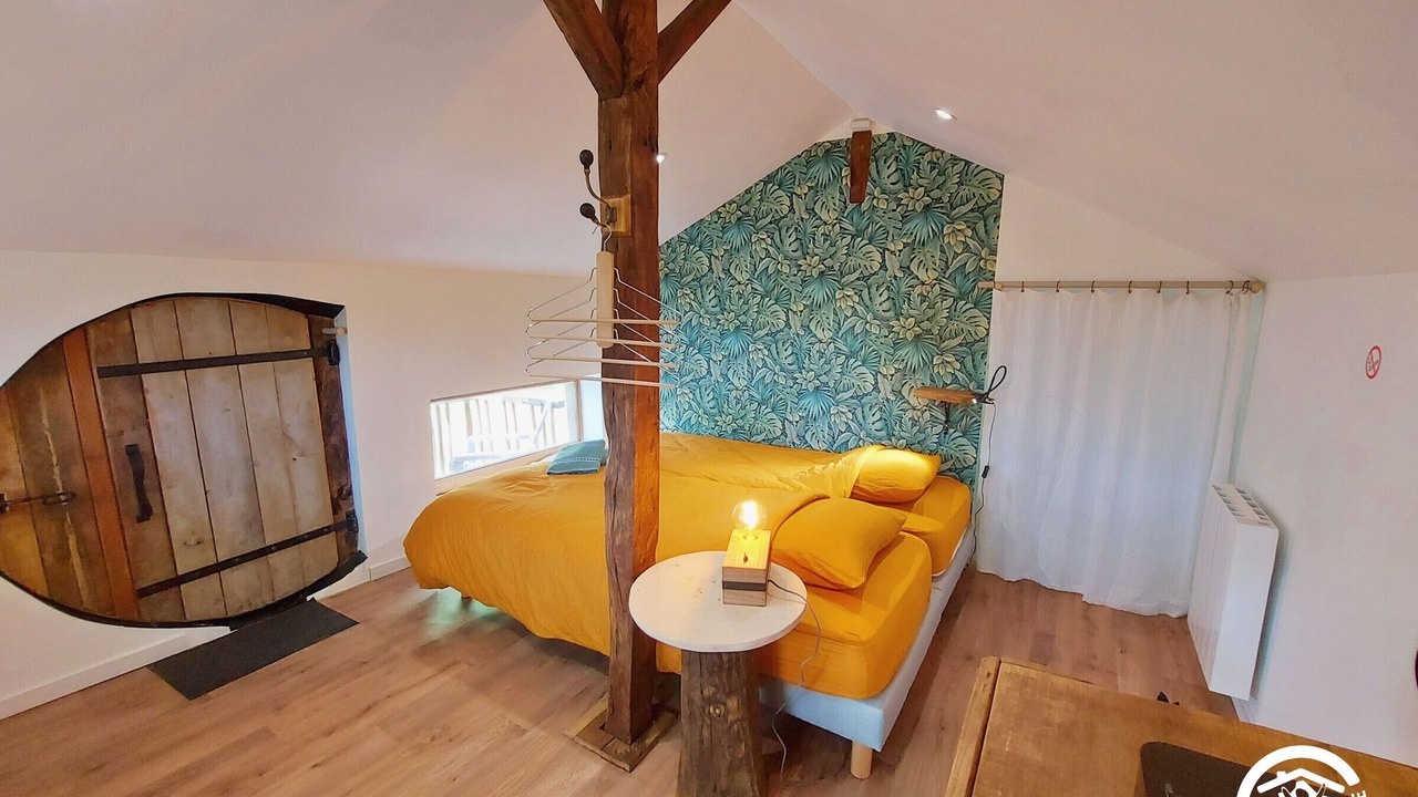 Photo of Bedroom in Montenay