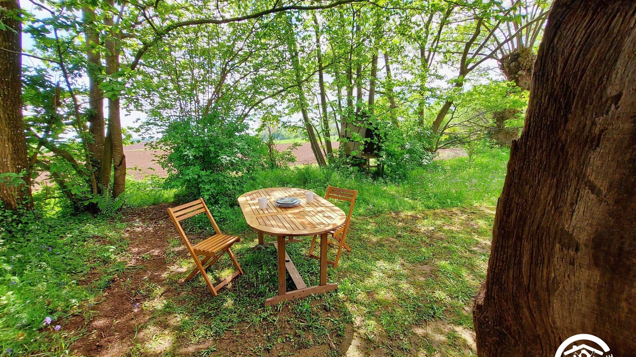 Photo of Outdoor in Montenay
