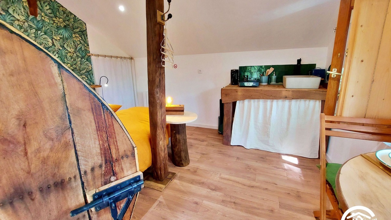 Photo of Bedroom in Montenay