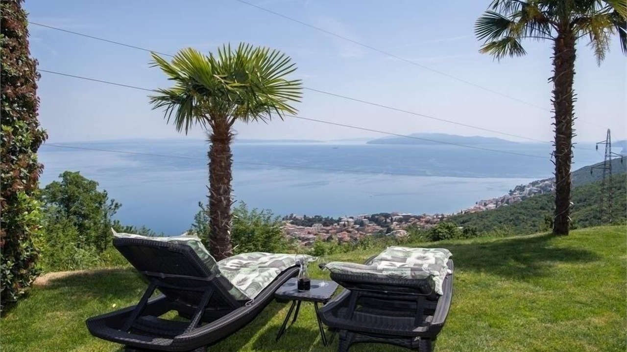 Photo of Outdoor in Bregi