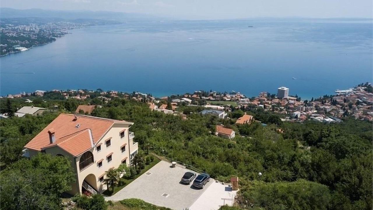 Photo of Outdoor in Bregi