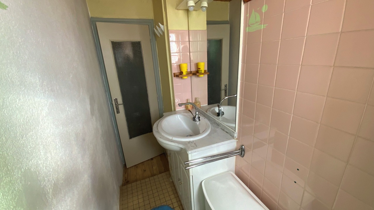 Photo of Bathroom in Poubeau