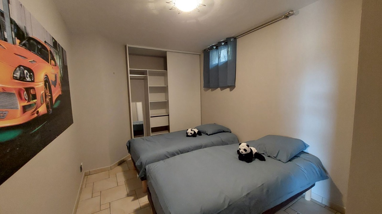Photo of Bedroom in Flayosc