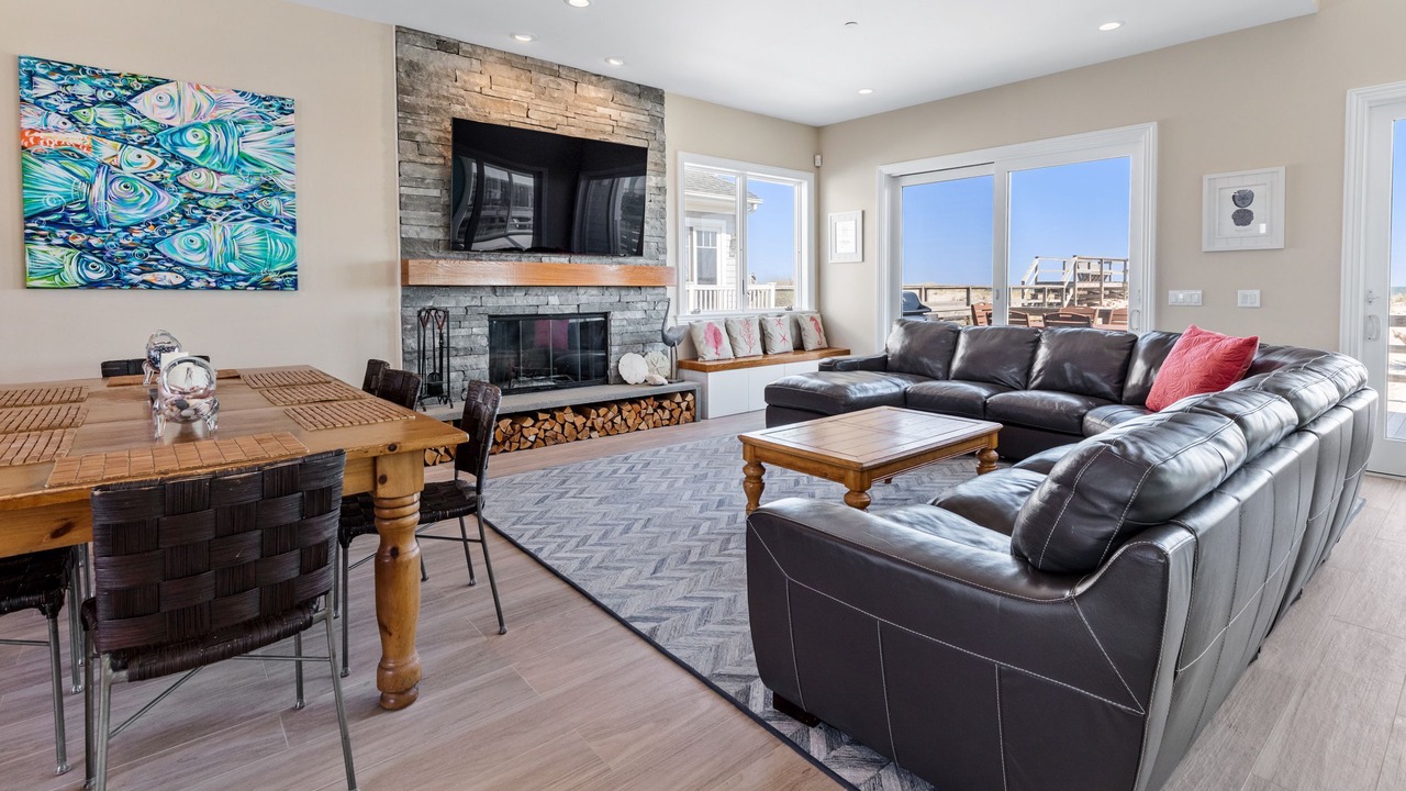 Photo of Livingroom in West Hampton Dunes