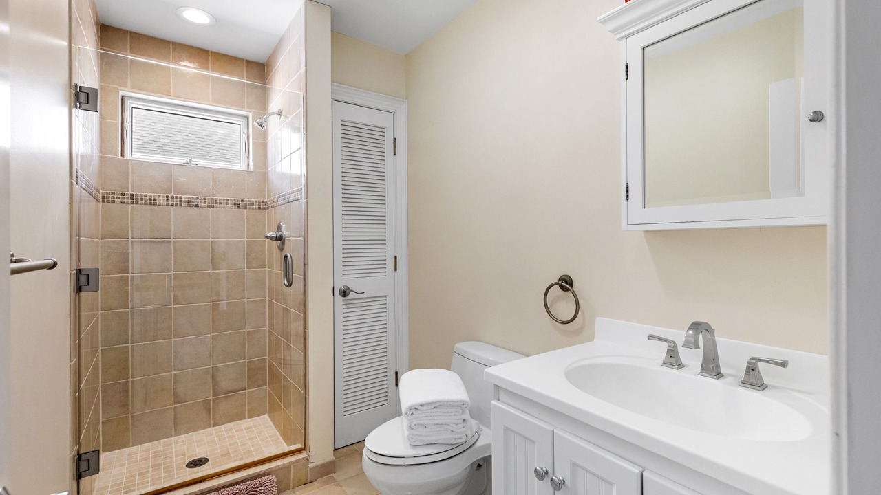 Photo of Bathroom in West Hampton Dunes