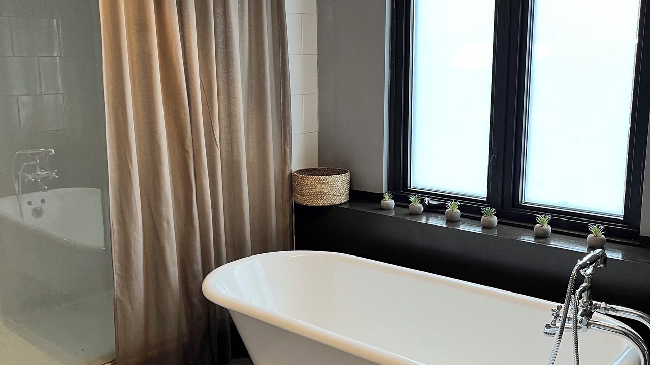 Photo of Bathroom in Laval