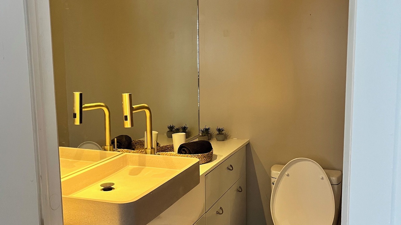 Photo of Bathroom in Laval