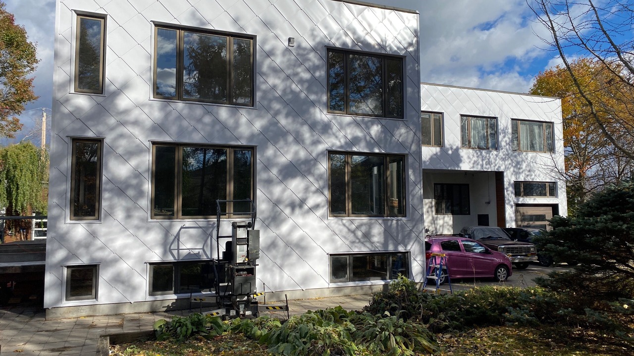 Photo of Outdoor in Laval