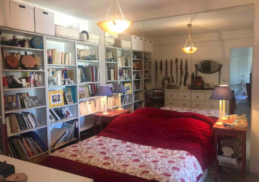 Photo of Bedroom in Antigone