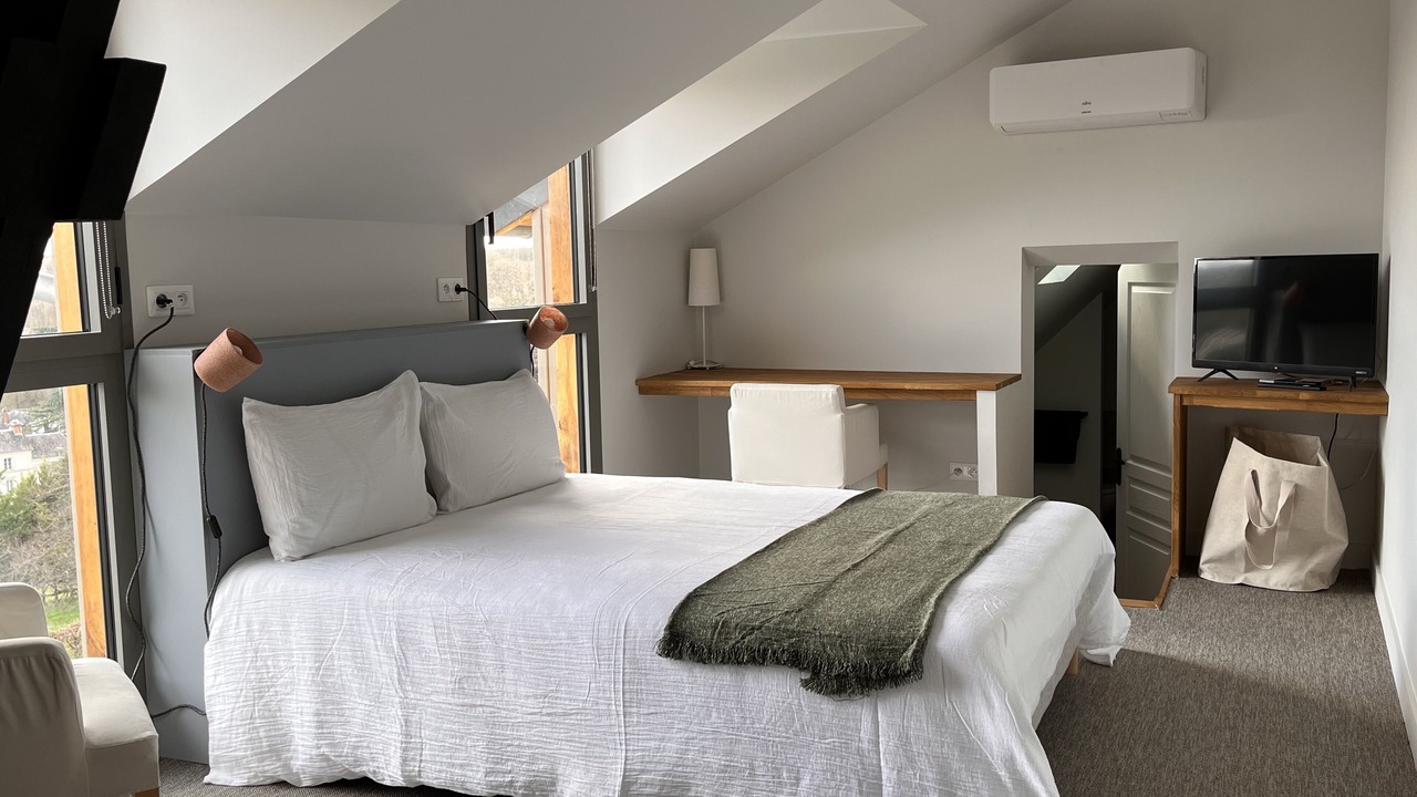 Photo of Bedroom in Le Grand-Pressigny