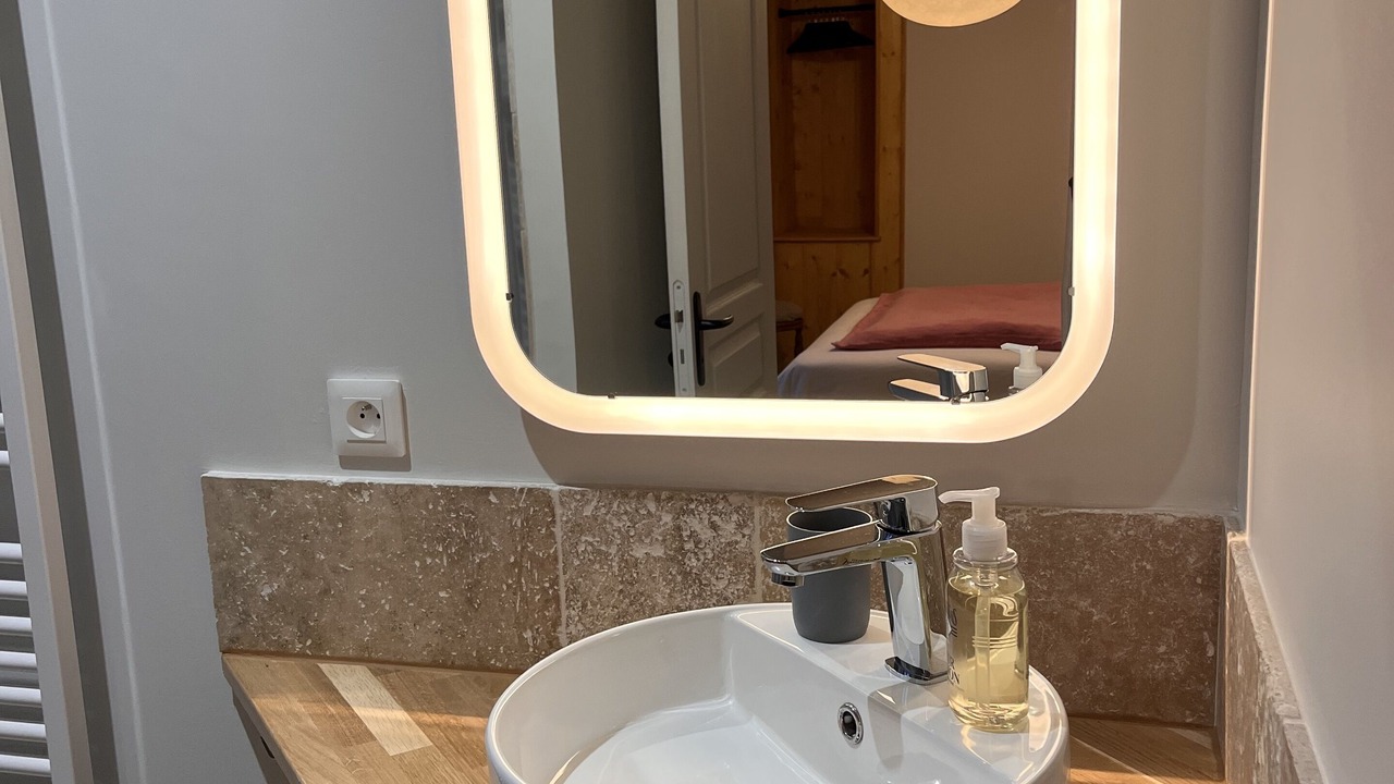 Photo of Bathroom in Le Grand-Pressigny