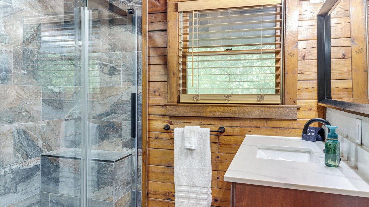 Photo of Bathroom in Fairland